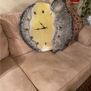 Wall clock work with resin